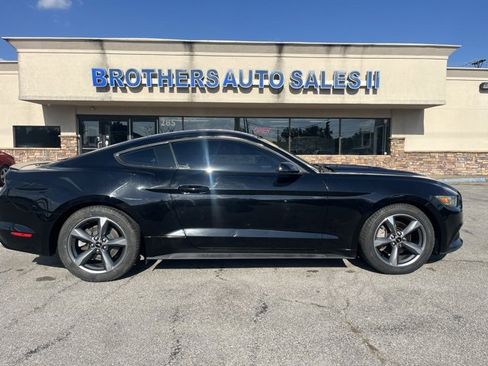 Used 2015 Ford Mustang Coupe w/ Equipment Group 051A image 7