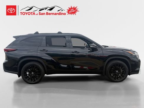 Certified 2024 Toyota Highlander XSE AWD/4WD image 6