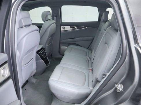 Used 2022 Lincoln Nautilus Reserve w/ Equipment Group 202A image 22