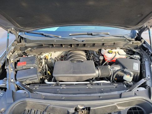 Used 2021 Chevrolet Tahoe 4WD w/ Remote Keyless Entry Package image 17