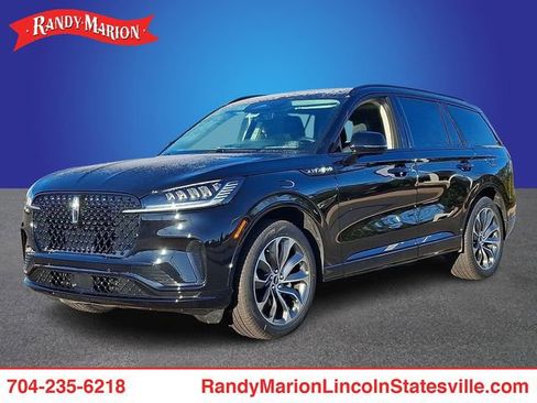 New 2026 Lincoln Aviator AWD w/ Jet Appearance Package image 1