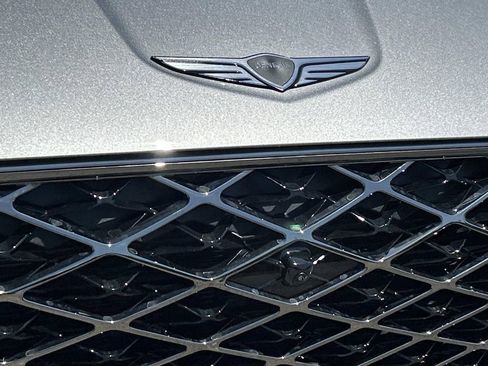 New 2026 Genesis GV70 2.5T Sport Prestige w/ G1 Accessory Package AWD/4WD image 11