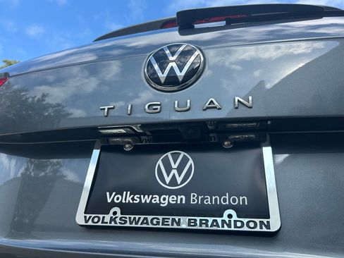 Used 2024 Volkswagen Tiguan SEL R-Line image 50