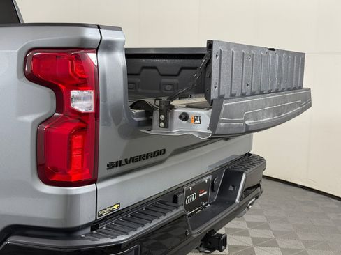 Used 2024 Chevrolet Silverado 1500 LT Trail Boss w/ LT Trail Boss Premium Package image 33