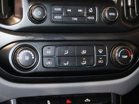 Used 2015 Chevrolet Colorado W/T w/ WT Convenience Package image 39