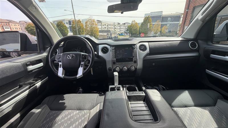 Used 2021 Toyota Tundra SR5 AWD/4WD image 23