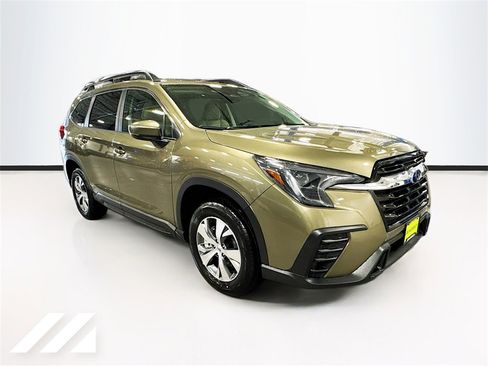 Certified 2025 Subaru Ascent Premium image 3