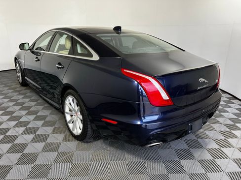 Used 2016 Jaguar XJ R-Sport image 7