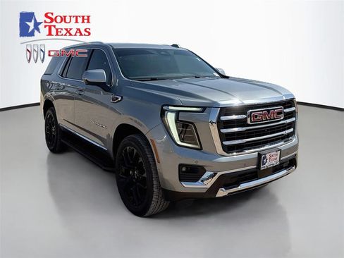 Used 2025 GMC Yukon Elevation w/ LPO, Elevation Black Package RWD image 1