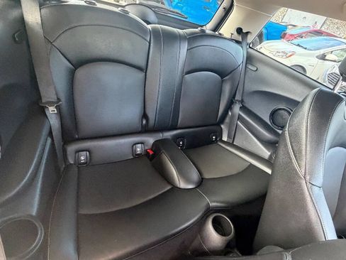 Used 2018 MINI Cooper S FWD image 13