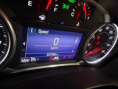 Used 2022 GMC Terrain SLE w/ Driver Convenience Package AWD/4WD image 2