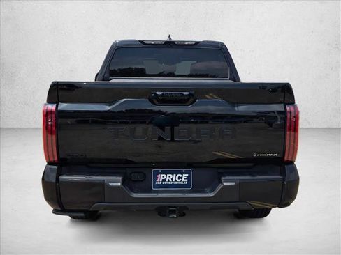 Used 2025 Toyota Tundra Platinum AWD/4WD image 6