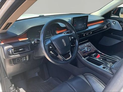 Used 2020 Lincoln Aviator Reserve w/ Equipment Group 201A AWD/4WD image 13