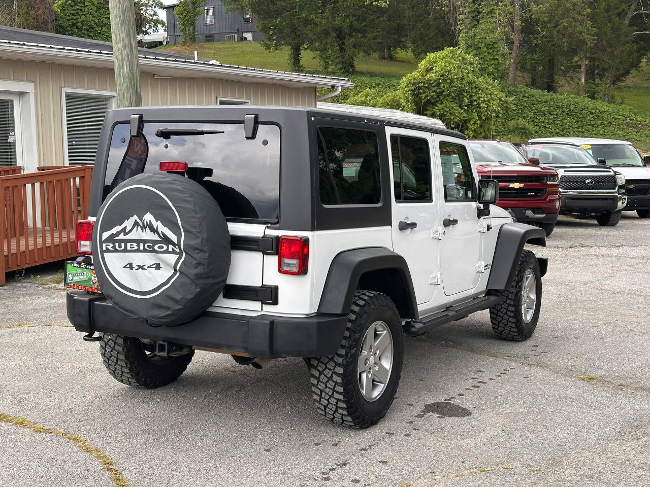 Used 2012 Jeep Wrangler Unlimited Rubicon w/ Connectivity Group AWD/4WD image 5