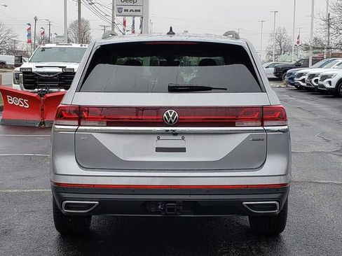 New 2026 Volkswagen Atlas SE image 4