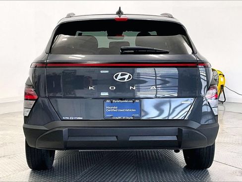 Certified 2024 Hyundai Kona SEL AWD/4WD image 4
