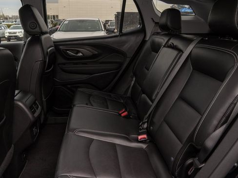 Used 2022 GMC Terrain SLT w/ Tech Package image 16