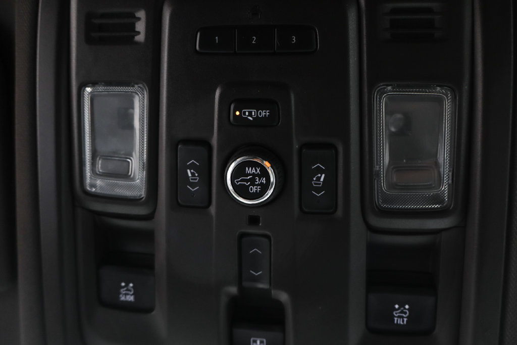 Used 2021 GMC Yukon XL SLT w/ SLT Premium Package AWD/4WD image 31