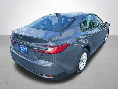 Used 2025 Toyota Camry LE w/ Convenience Package AWD/4WD image 7