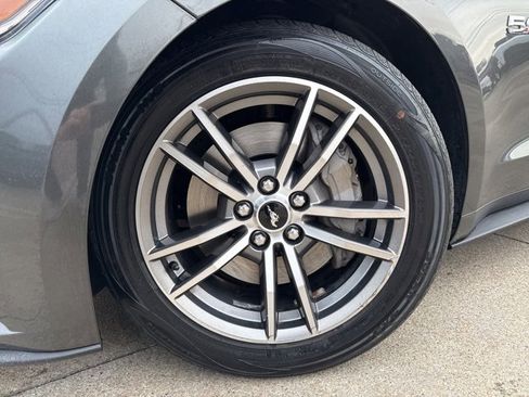 Used 2015 Ford Mustang GT image 41