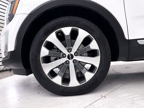Used 2022 Kia Telluride S FWD image 17