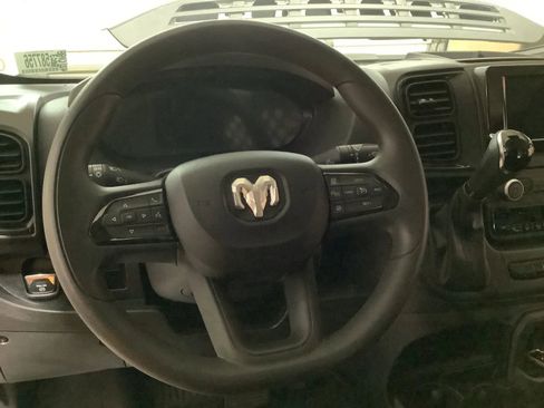 Used 2025 RAM ProMaster 2500 w/ U-Haul Equipment Group FWD image 10