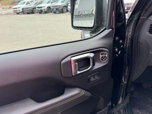 New 2025 Jeep Wrangler Sahara w/ Technology Group image 11