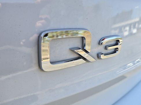 Used 2022 Audi Q3 2.0T Premium Plus image 7