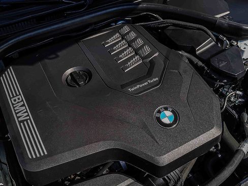 Used 2024 BMW 330i xDrive Sedan w/ M Sport Package AWD/4WD image 30