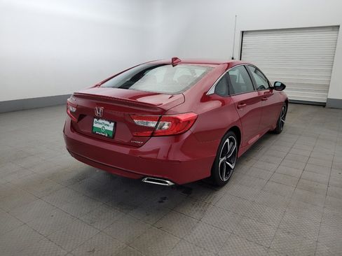 Used 2018 Honda Accord Sport image 9