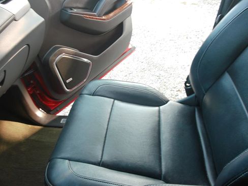 Used 2015 Chevrolet Tahoe LTZ RWD image 20
