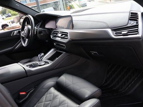 Used 2023 BMW X6 xDrive40i w/ Executive Package AWD/4WD image 9
