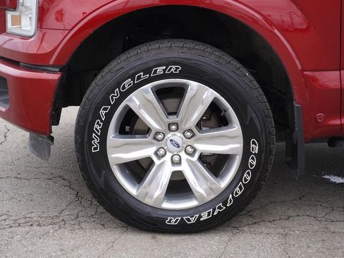 Used 2015 Ford F150 Platinum w/ Equipment Group 701A Luxury image 10