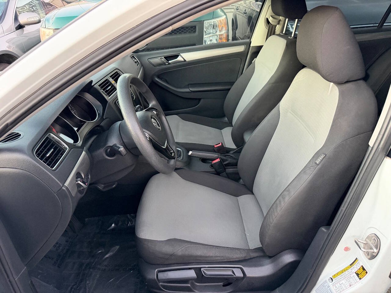Used 2018 Volkswagen Jetta S FWD image 11