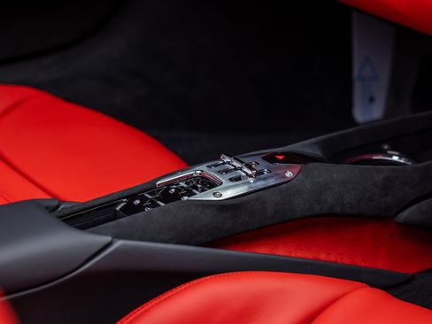 Used 2026 Ferrari 296 GTS RWD image 28