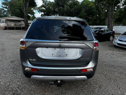 Used 2015 Mitsubishi Outlander SE FWD image 4
