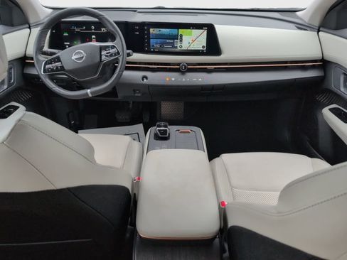 Used 2024 Nissan Ariya FWD image 13