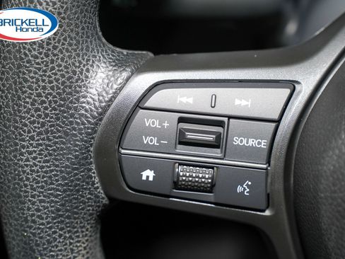 Certified 2025 Honda HR-V LX image 29
