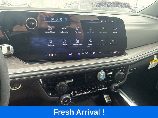 Used 2025 Chevrolet Tahoe LS RWD image 8