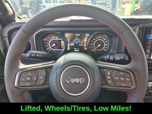 Used 2024 Jeep Wrangler Unlimited Rubicon w/ Safety Group AWD/4WD image 28