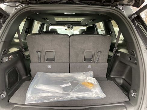 New 2026 Jeep Grand Cherokee L Limited image 6