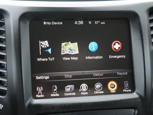 Used 2016 Jeep Cherokee Limited AWD/4WD image 33