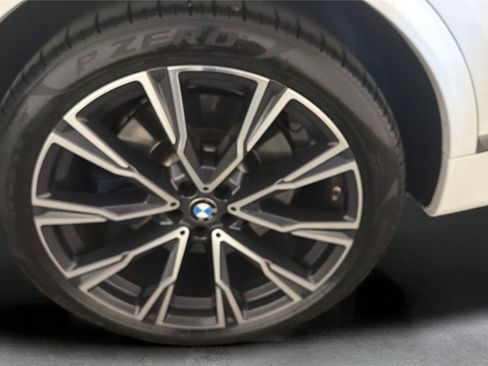 Used 2021 BMW X7 M50i w/ Executive Package AWD/4WD image 24