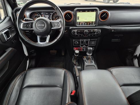 Used 2023 Jeep Gladiator Mojave w/ LED Lighting Group AWD/4WD image 15