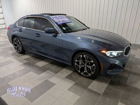 Used 2025 BMW 330i Sedan w/ Convenience Package RWD image 5