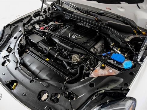 Used 2023 Maserati Grecale GT image 51