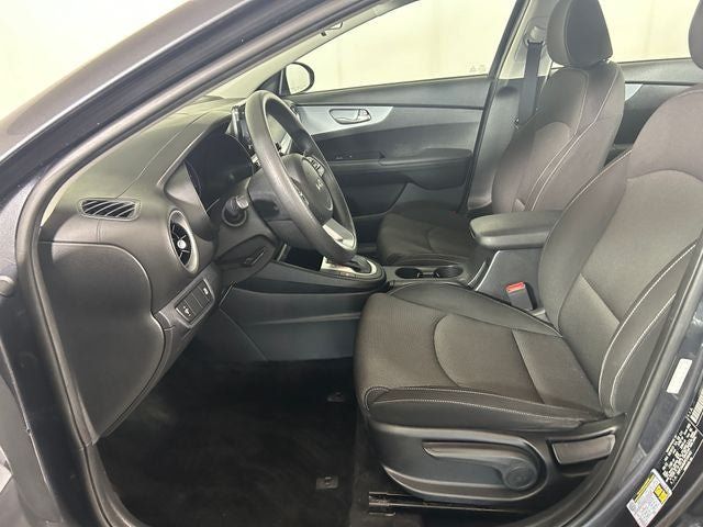 Used 2023 Kia Forte LXS FWD image 11