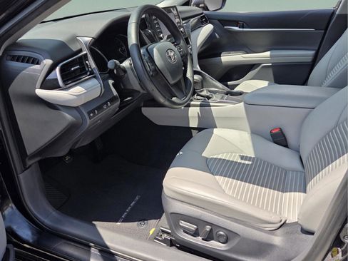Certified 2023 Toyota Camry SE FWD image 21