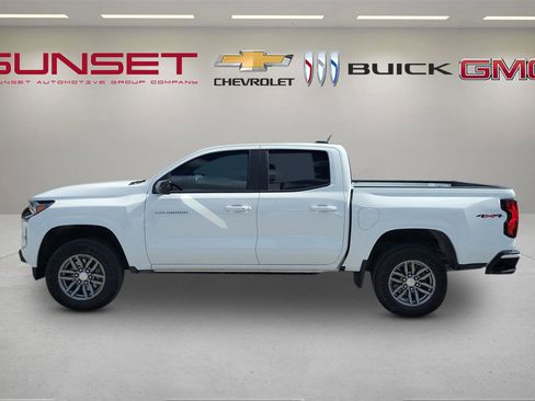 Certified 2024 Chevrolet Colorado LT w/ LT Convenience Package II image 7