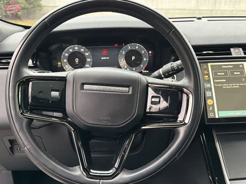 Used 2025 Land Rover Range Rover Velar Dynamic SE image 18